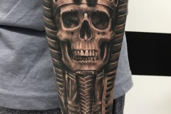 skull pharaon tattoo